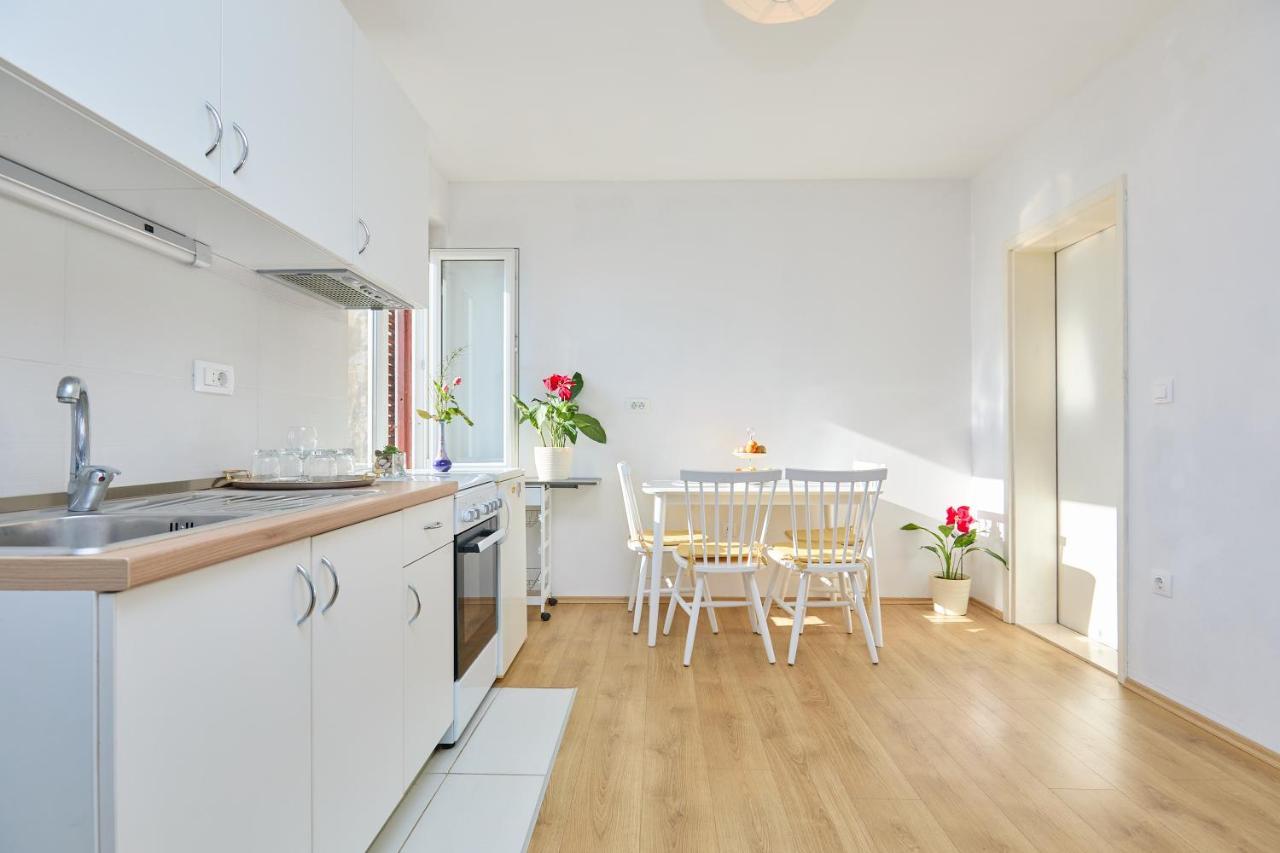 Mare Apartment